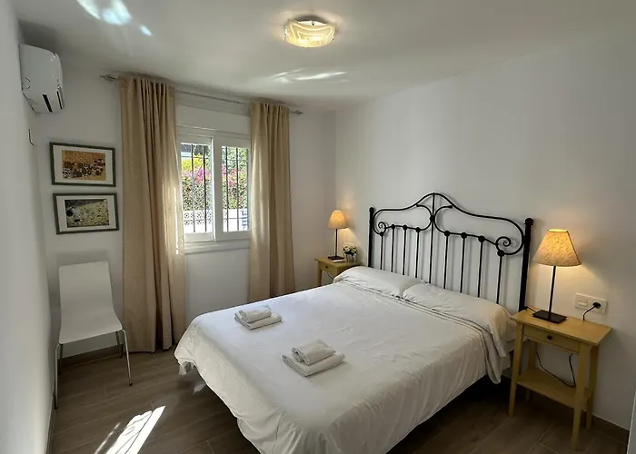 Paradise - El Califa 3 * Nerja