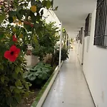 Paradise - El Califa 3 アパート *