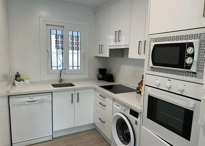 Paradise - El Califa 3 Apartman Nerja